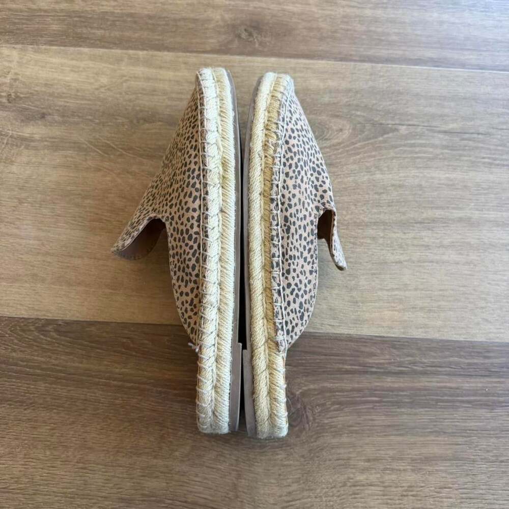 Universal Thread Clara Leopard Print Espadrille flat slip-on mules - Picture 4 of 7